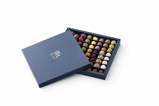 MAISON Premium Karışık Trüf Çikolata Kutusu 750 g Lacivert El Yapımı Özel Tasarım