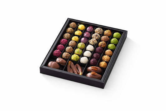 MAISON Premium Karışık Trüf Çikolata Kutusu 620 g Siyah El Yapımı Özel Tasarım