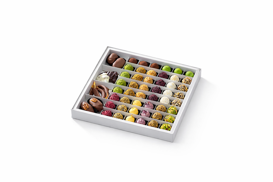 MAISON Premium Karışık Trüf Çikolata Kutusu 750 g Beyaz El Yapımı Özel Tasarım